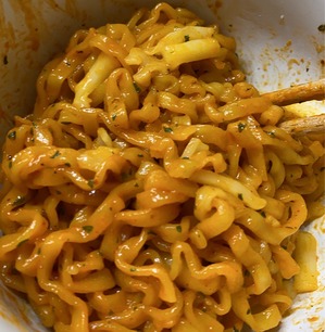 カルボブルダック炒め麺 カルディ 激辛