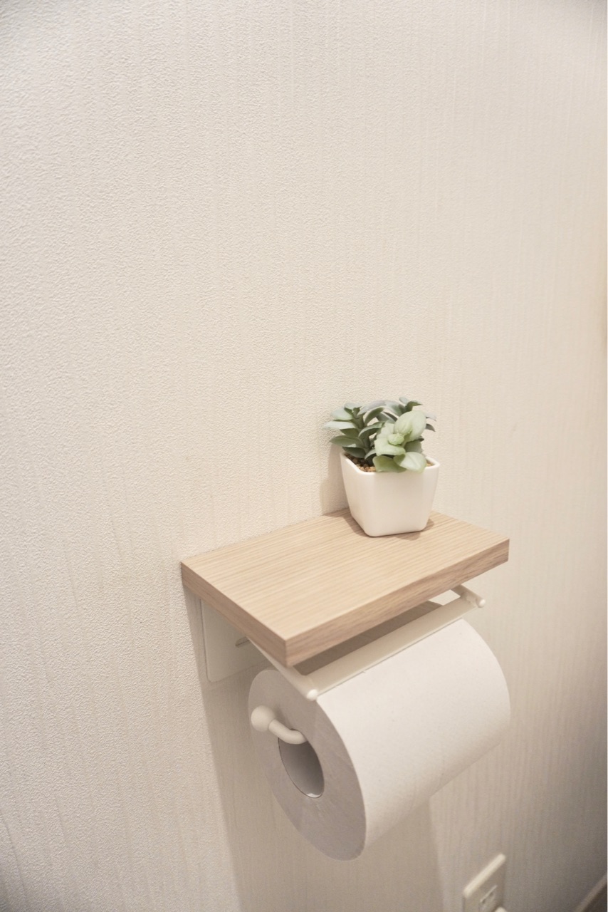 おしゃれなトイレットペーパーホルダーがお安く簡単に変えられた Diy Elie S House Diy100均リメイカーエリィの暮らし レシピブログ Powered By ライブドアブログ おしゃれなトイレットペーパーホルダーがお安く簡単に変えられた Diy Elie S House Diy100均リメイカーエリィの暮らし レシピブログ Powered By ライブドアブログ