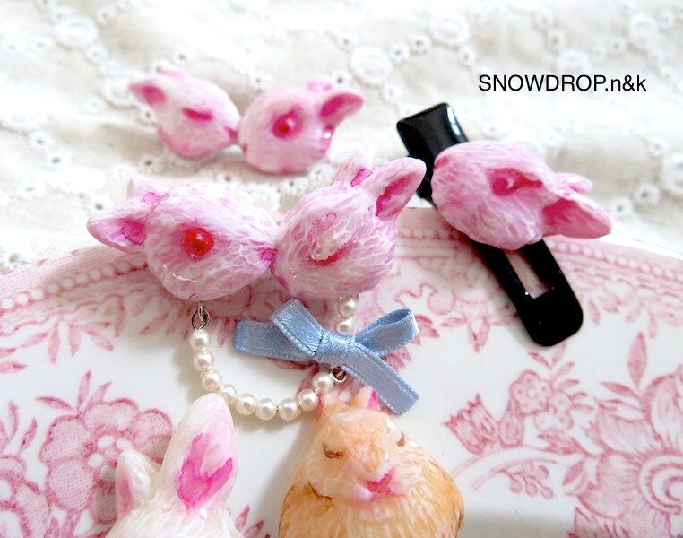 うさぎのイヤリング、ブローチ。 : SNOWDROP.n&kのサクサク日記