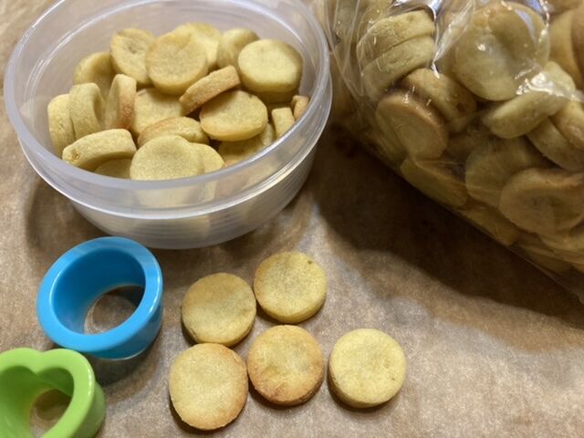 犬のオヤツ サツマイモクッキー を手作り 再 柴犬モコモコ日記 犬のオヤツ サツマイモクッキー を手作り 再 柴犬モコモコ日記