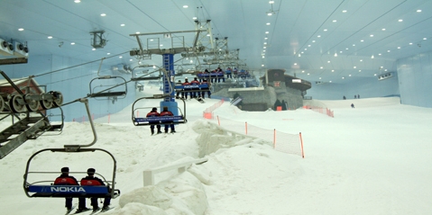 Ski Dubai ドバイのインドアスキー場 Breaking Days Ski Dubai ドバイのインドアスキー場 Breaking Days