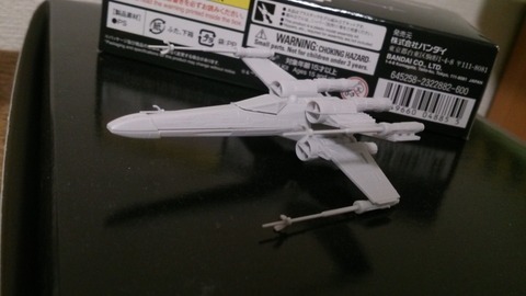 バンダイ ビークルモデル：T-65B X-wing Starfighter (Blue Squadron/Battle of Scarif ...
