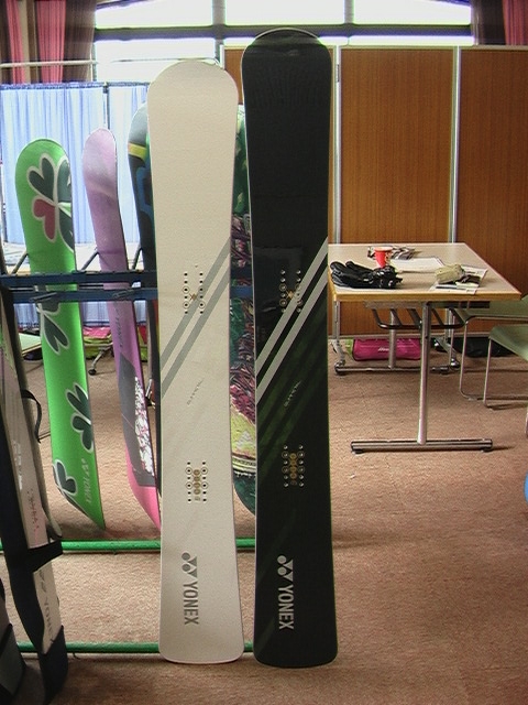 08/09 YONEX SNOWBOARD : SNOW WORK SHOP｜店長のモノローグ