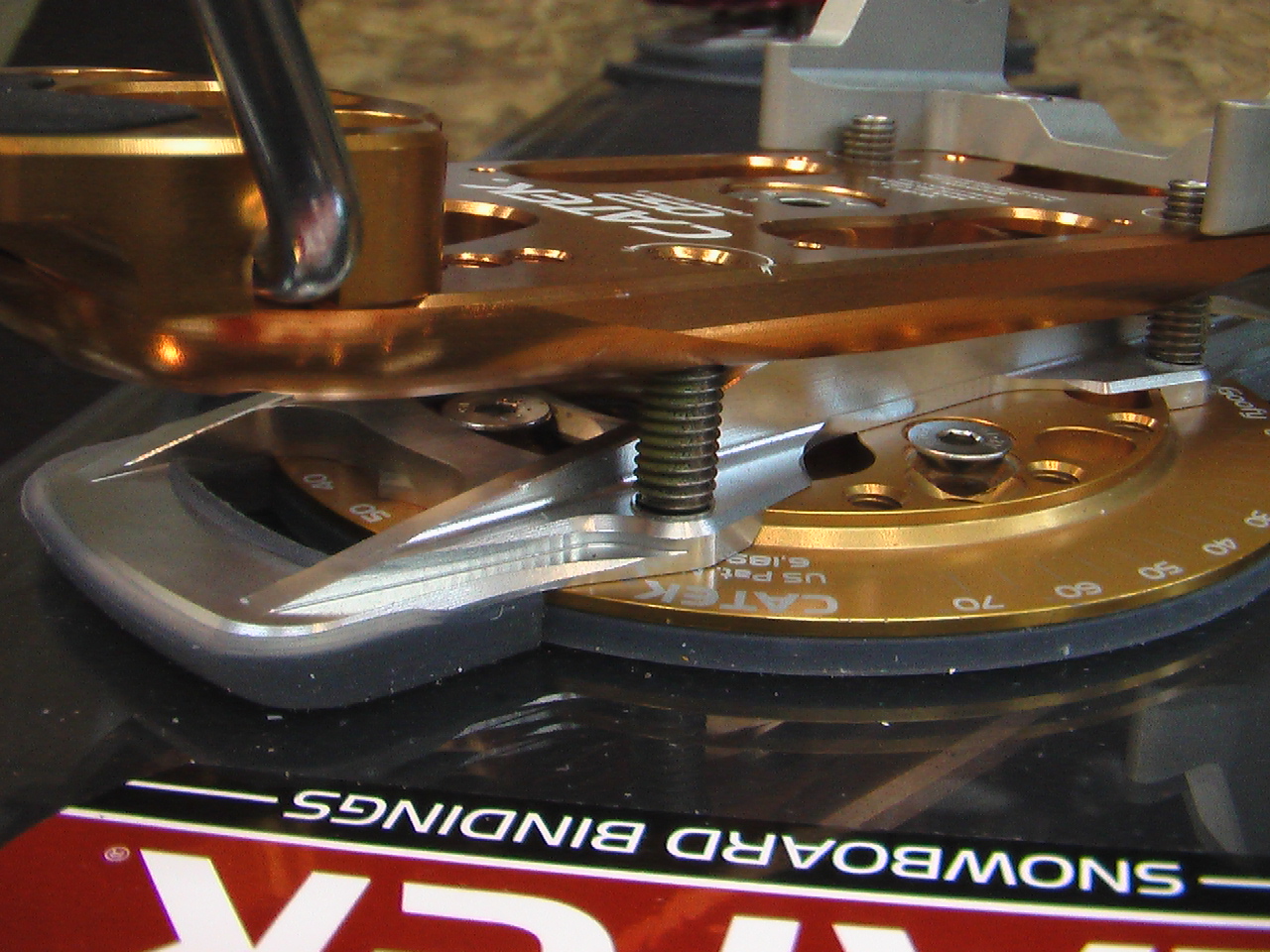 CATEK OS2 PLATE BINDING : SNOW WORK SHOP｜店長