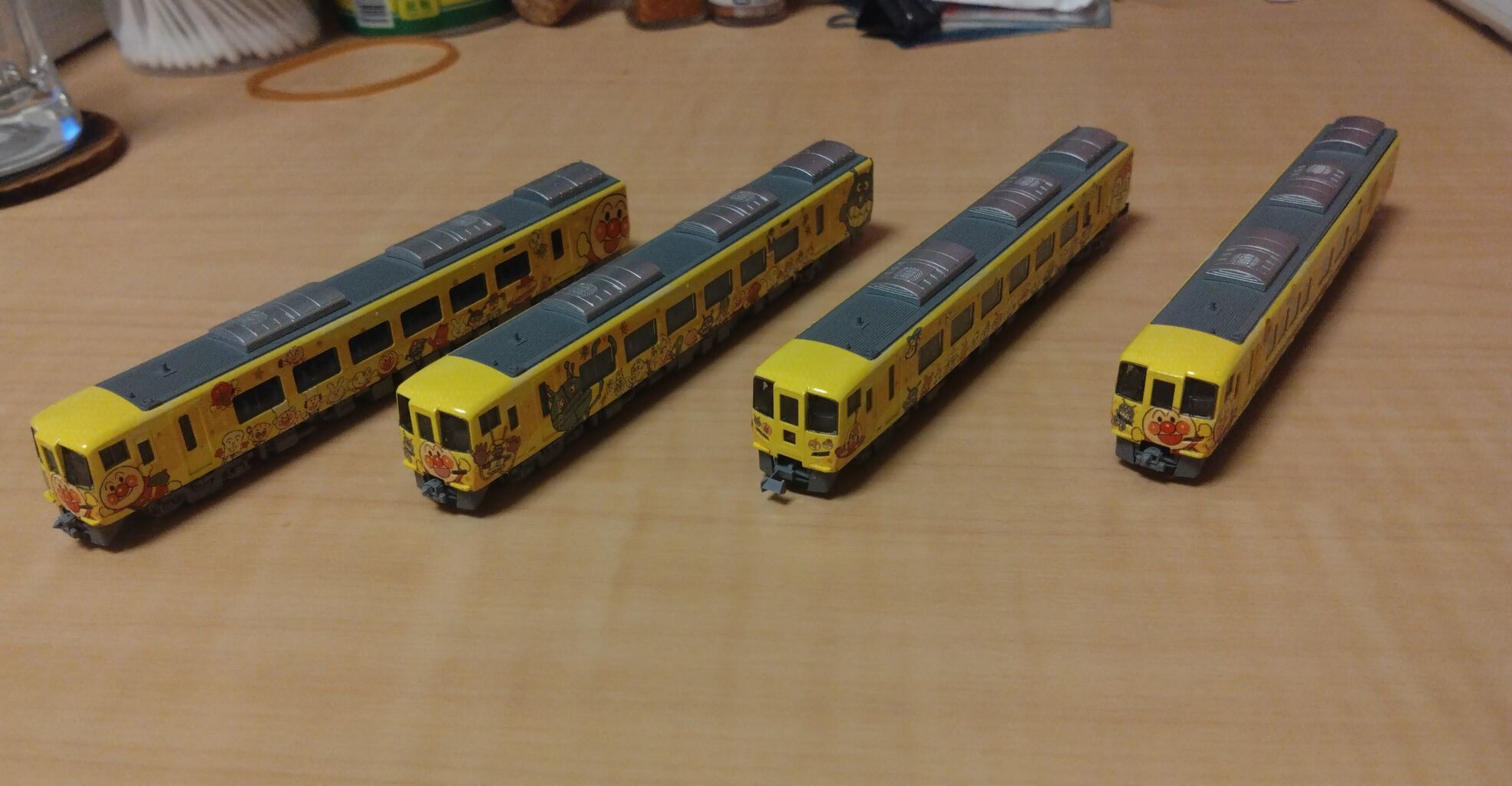 JR四国 2700系土讃線きいろいアンパンマン列車の製作 : ジョイフル