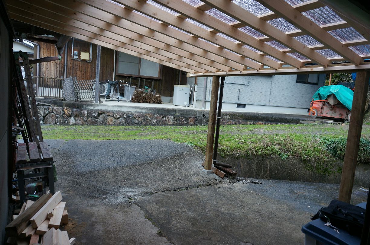 遂に完成 作業場にする場所の屋根作り 奥丹波そば街道の店市島町 そばんち と山南町 木琴 のブログ 遂に完成 作業場にする場所の屋根作り 奥丹波そば街道の店市島町 そばんち と山南町 木琴 のブログ