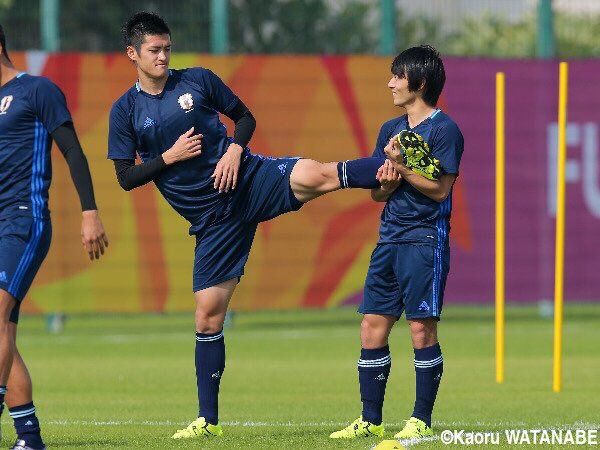 朗報 小さな巨人中島翔哉１６４cmという事実 画像あり 日本代表 サッカー まとめ