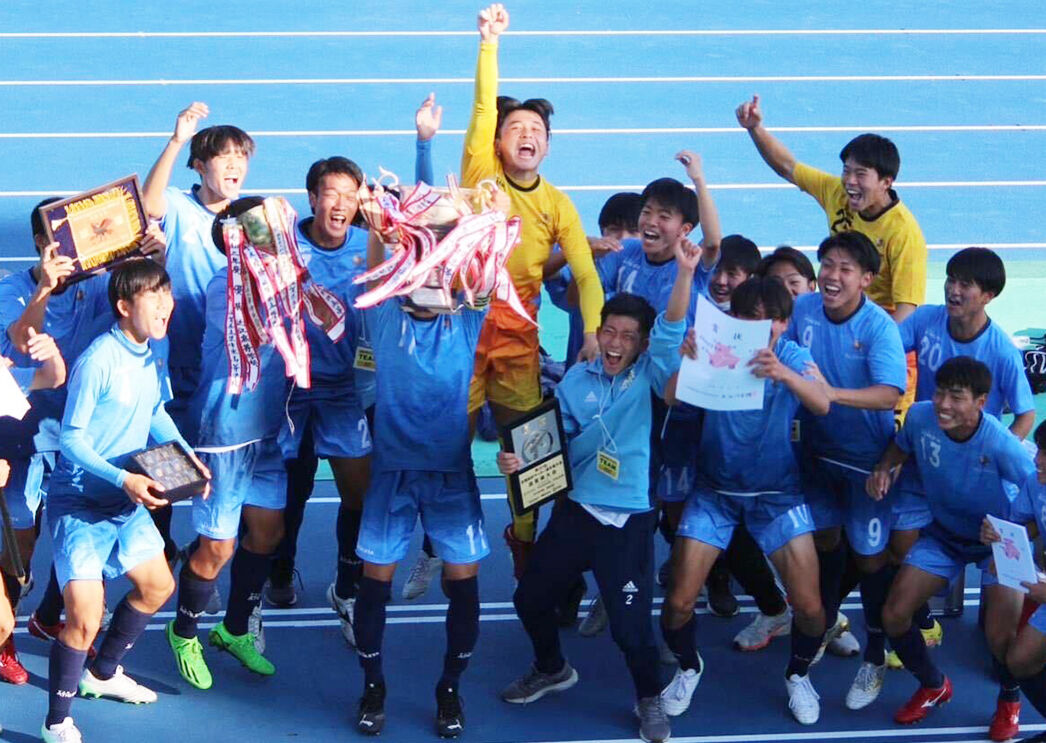【危機】近江高校サッカー部、遠征費不足の前田監督が緊急お願い！