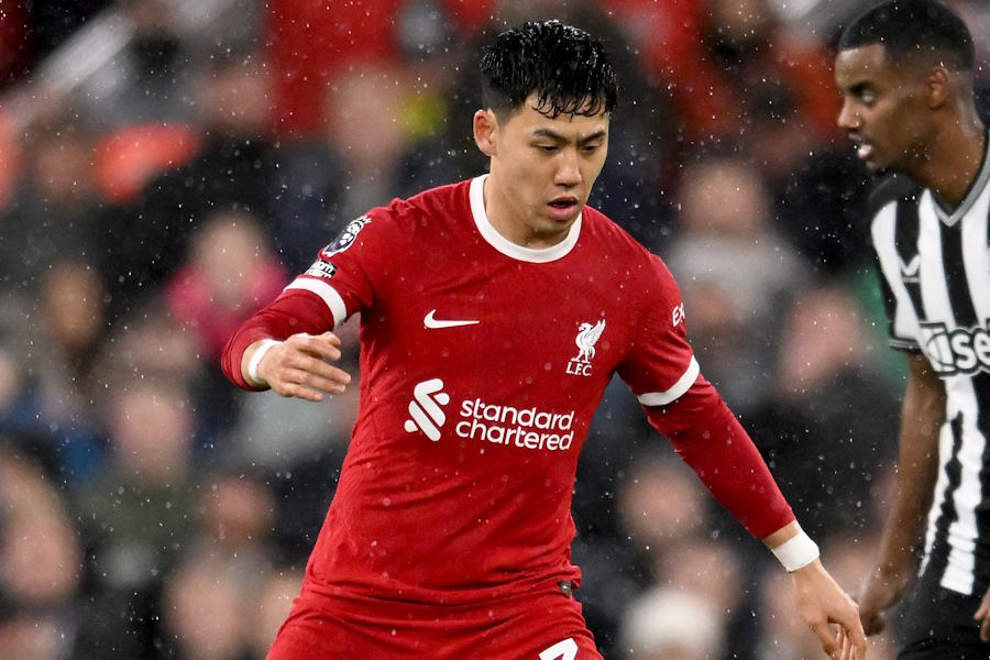 【サッカー】遠藤航のプレーにクロップも絶賛！「本物のクオリティー」