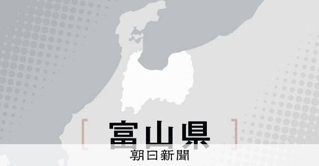 衝突の瞬間：女子高校生と中年男性の口論が引き起こした電車の40分遅れの真相