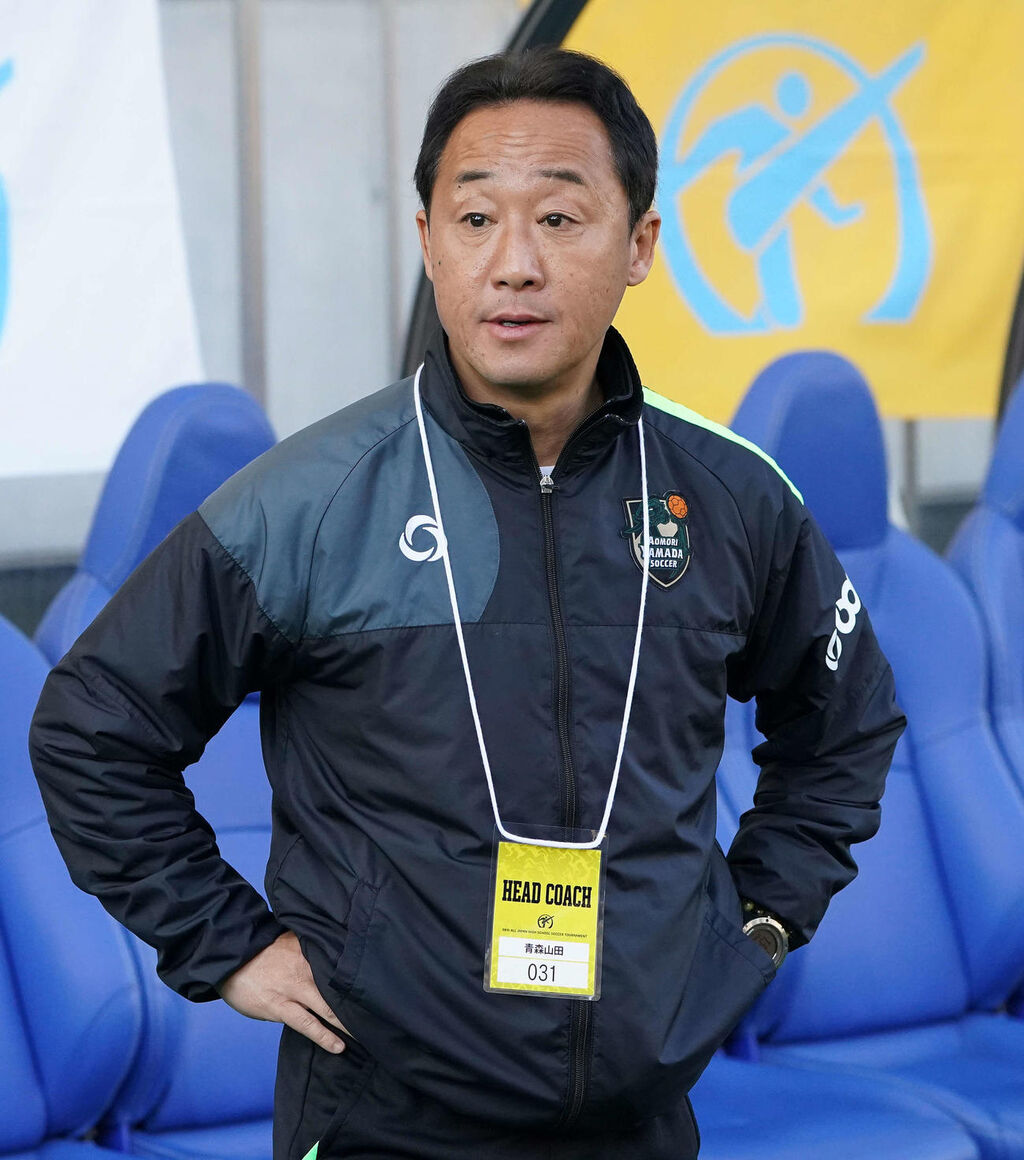 町田、黒田剛監督が契約延長！チームの結束力を信じ、続くJ1での成功を目指す！