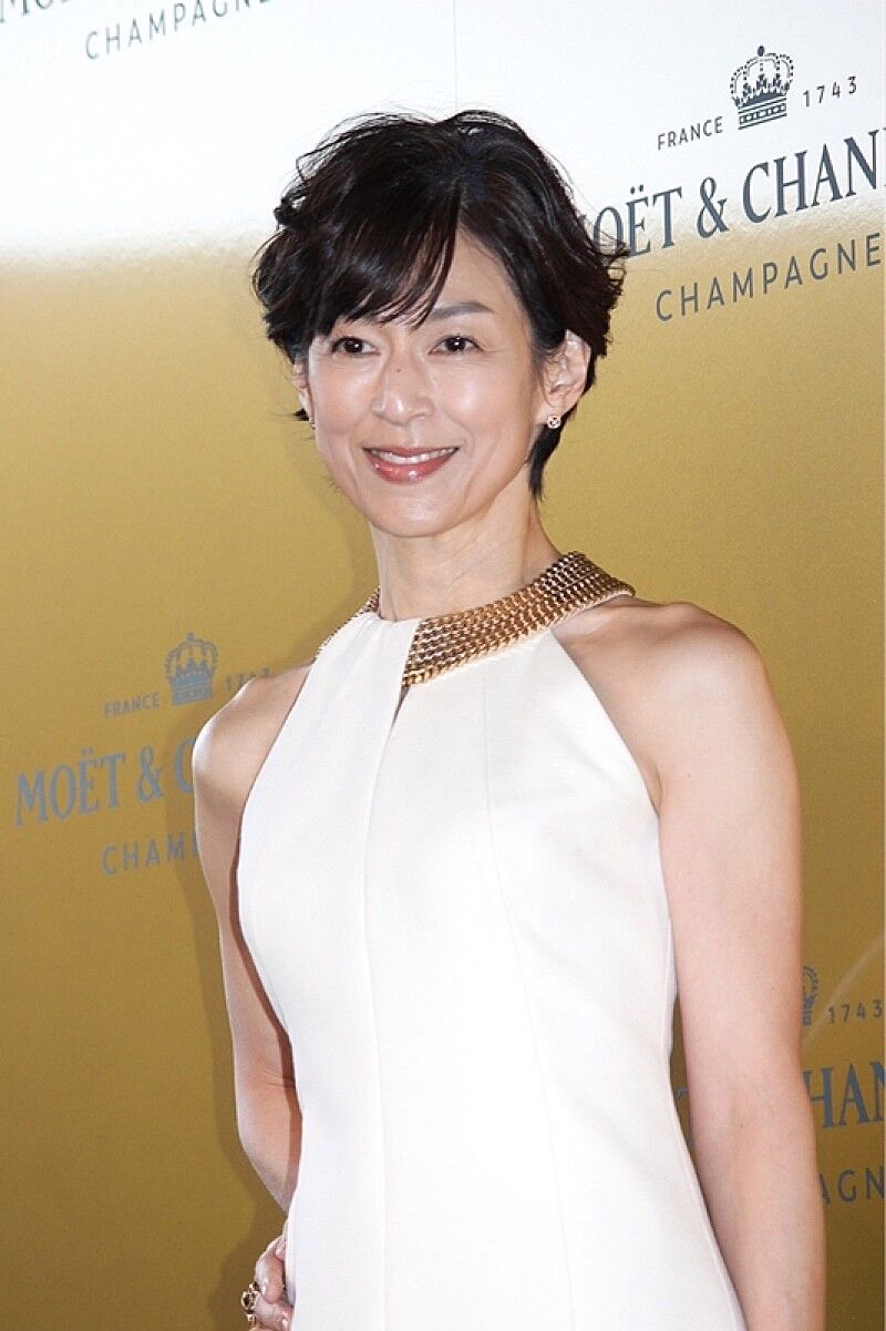 【芸能】鈴木保奈美（57）のデニムコーデに反響！「昔のキムタクかと思った」