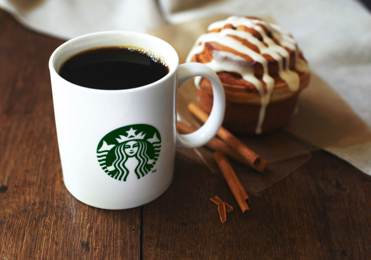 【考察】寄付金でスタバで贅沢？僧侶の行動に批判殺到！