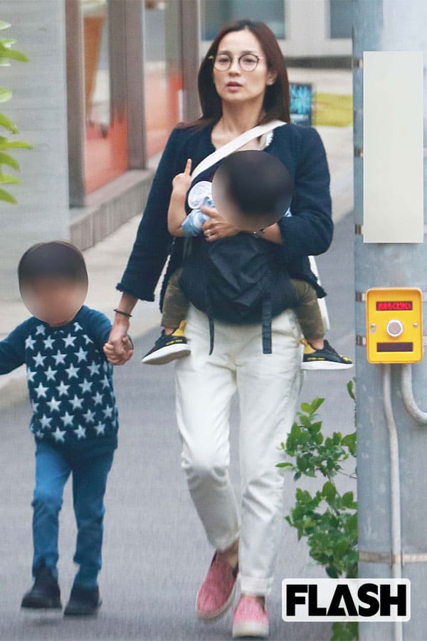 【芸能】国仲涼子44歳の若々しい姿にネットが衝撃！向井理との結婚生活が実りすぎている？