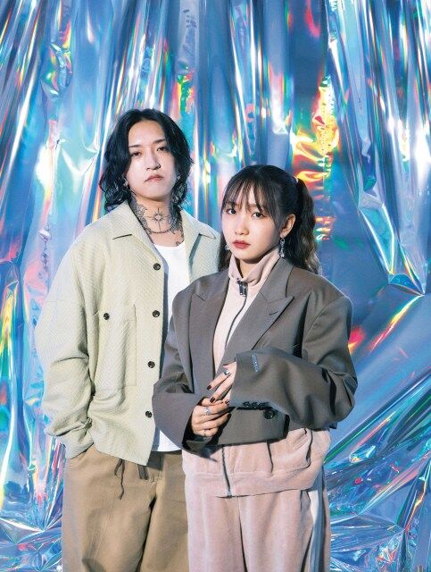 【紅白】YOASOBI、アイドルと共演し国内テレビ初披露！
