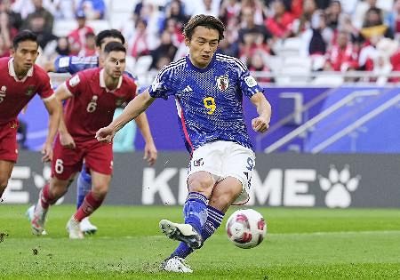 【サッカー】アジア杯で躍動する日本代表！上田選手の活躍により快勝、２位通過で注目の決勝Tへ進出