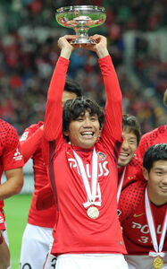 【サッカー】柏木陽介、引退会見で「規律違反の苦い過去を振り返る」：サッカー界に残る波乱のキャリアに幕