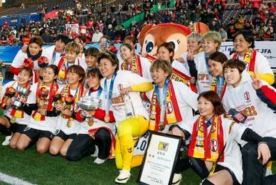 【女子サッカー】ＩＮＡＣ神戸、7度目の栄冠！圧倒的な実力でサッカー皇后杯を制す
