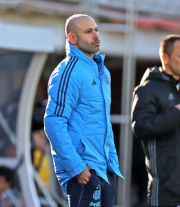 【悲報】マスチェラーノ監督の手腕に疑問の声続出！U-22アルゼンチン代表の大敗で国民が激怒