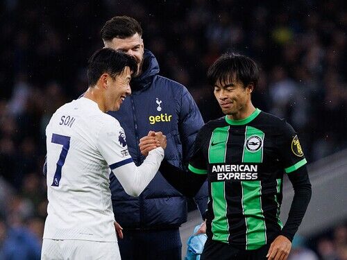 【サッカー】三笘薫とソン・フンミンの感動的な抱擁が話題！“日韓エース”の交流にファン歓喜