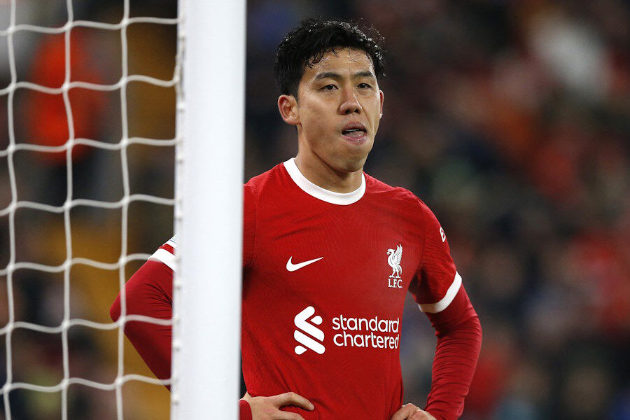 【悲報】遠藤航、狙い撃ち再び！無念の交代にサッカーファンが心配の声