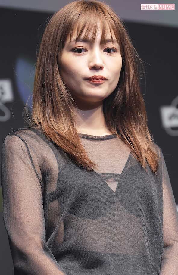 【魅惑】「イヤらしい目で見てるんだなって」川口春奈の大胆な一面が明らかに！