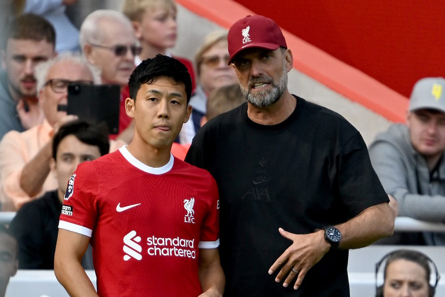【サッカー】リヴァプール遠藤航、クロップへの感謝を語る「彼のために全力でプレイする」