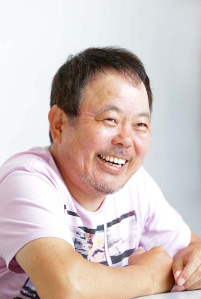 【倫理】30年前のコントが引き起こす現代の波紋：ほんこんが語る「強引キス」の真実