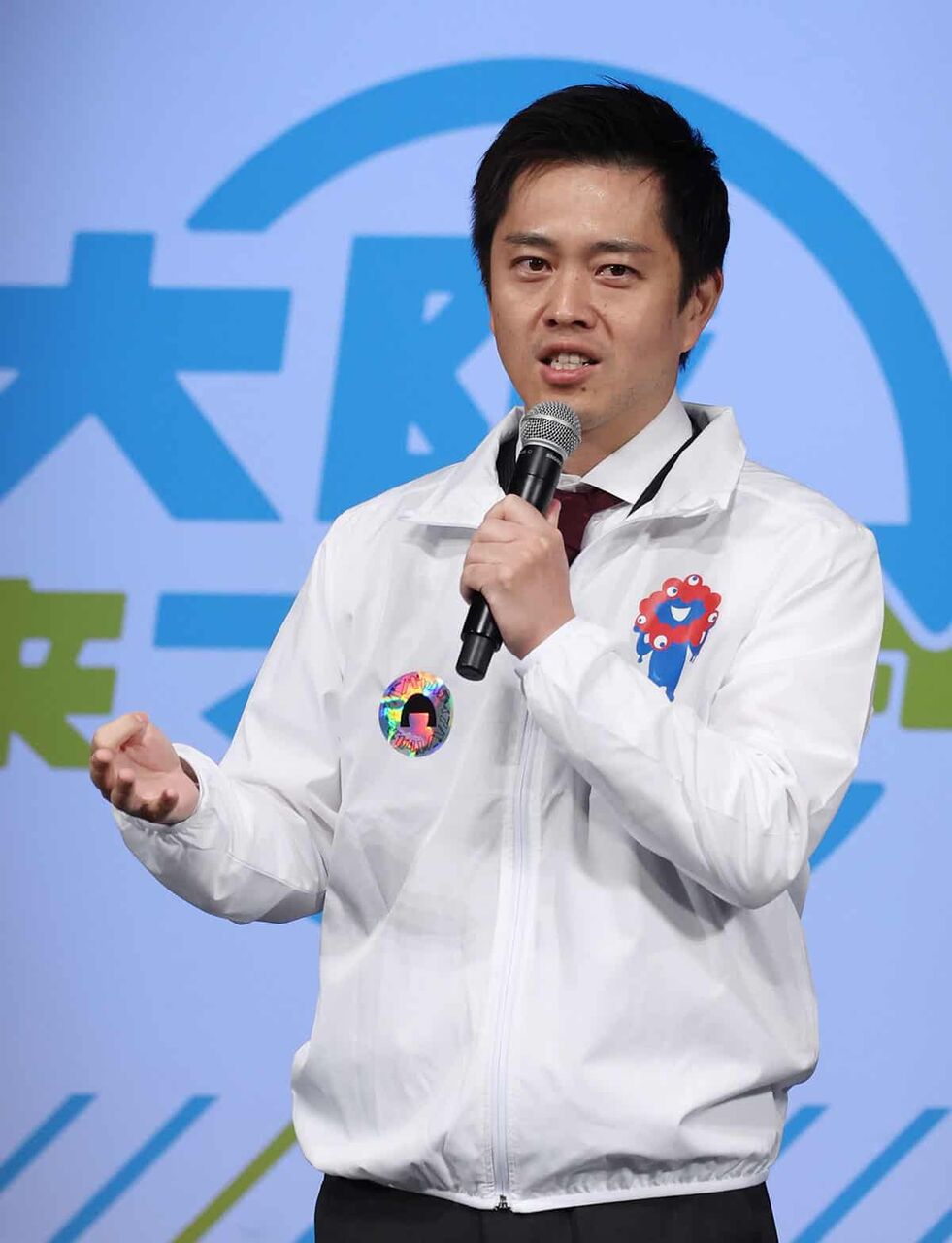 【悲報】吉村知事の英語公用語発言にネット民が失笑！