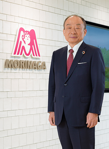 【人気者】久保建英が24年春から森永製菓のCMに登場！サッカー界の期待の星と企業のタッグが実現！