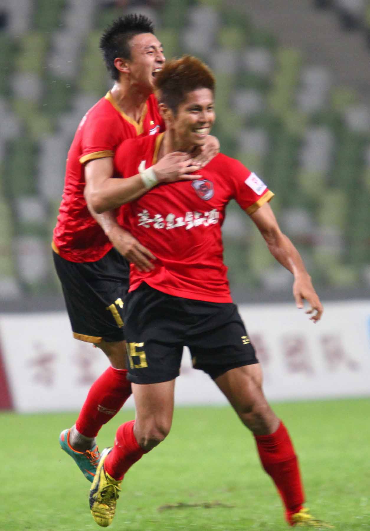 楽山孝志選手 アメブロスタート 中国サッカー 深セン