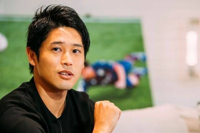 内田篤人「今の代表、SBからボールが出てこないもんな」