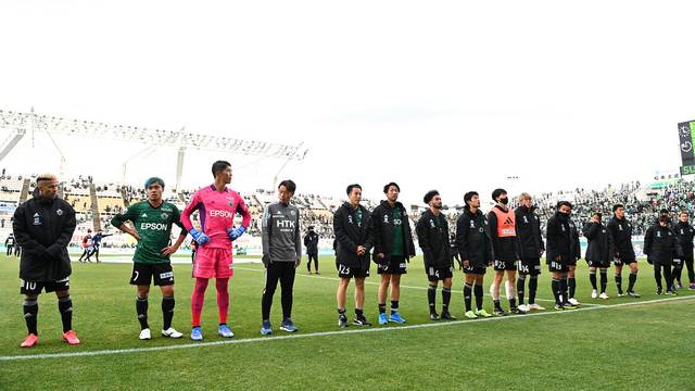 J2残留争い　愛媛FCと松本山雅のJ3降格決定