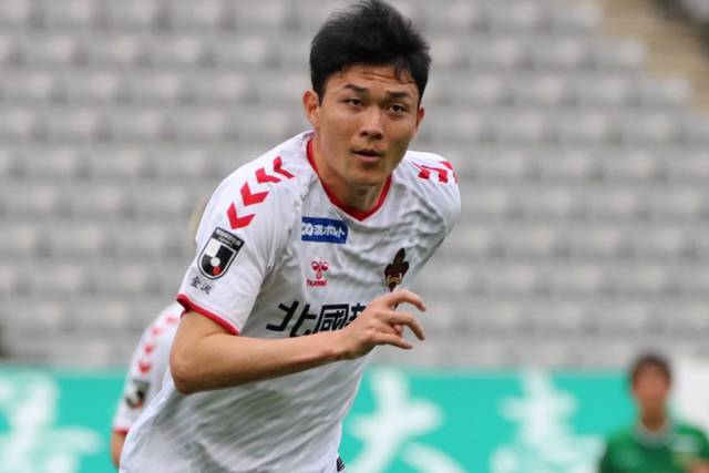 J2第4節 ツエーゲン金沢 敵地で東京vに4発勝利 瀬沼優司が2ゴールの活躍 サッカータイム J2第4節 ツエーゲン金沢 敵地で東京vに4発勝利 瀬沼優司が2ゴールの活躍 サッカータイム