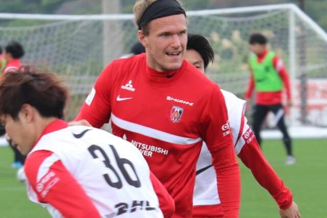 浦和レッズDFショルツ「納豆もトライし続けて、今は好きで…」