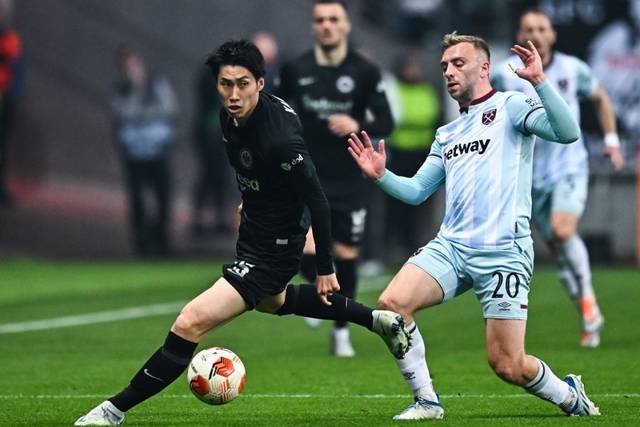 鎌田大地&長谷部誠がEL決勝へ!フランクフルト、ウエスト・ハム撃破
