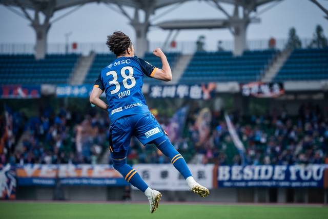 V・ファーレン長崎、3得点で讃岐に競り勝つ　天皇杯2回戦