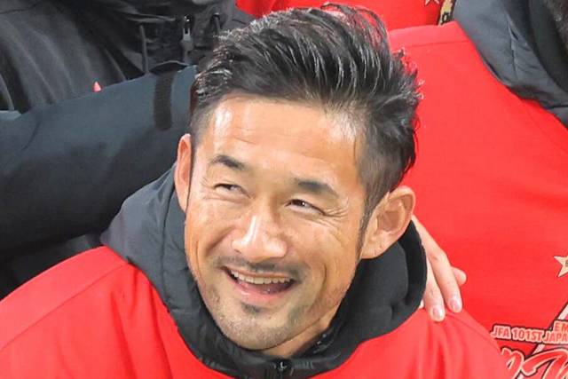 浦和レッズの40歳GK塩田仁史が現役引退を発表