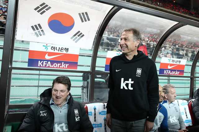 【サッカー】韓国紙「日本とはライバルにもなり得ない」