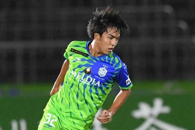 湘南ベルマーレ 田中がバレそう 田中聡のドリブルって独特な持ち方というか間だよね サッカータイム