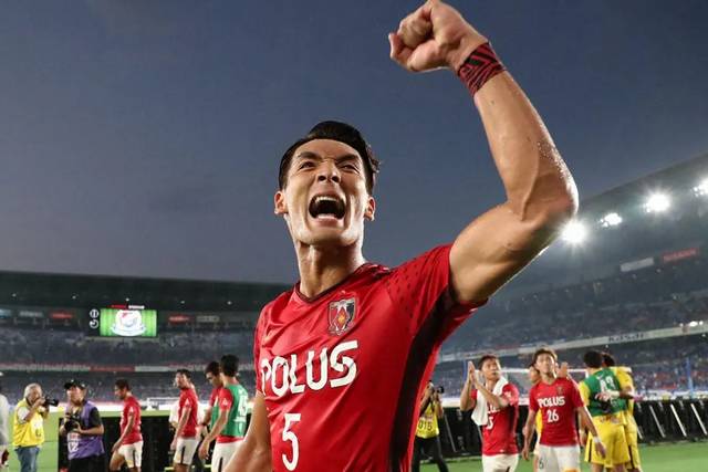 浦和退団の槙野智章にヴィッセル神戸 Fc岐阜が獲得オファー 他にも複数クラブが獲得に興味 争奪戦激化の様相 サッカータイム 浦和退団の槙野智章にヴィッセル神戸 Fc岐阜が獲得オファー 他にも複数クラブが獲得に興味 争奪戦激化の様相 サッカータイム