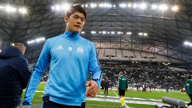 いつになったらフランス語で応対するんだい 酒井宏樹は報道陣の意地悪な質問にどう答えた サッカータイム