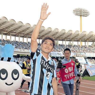 川崎フロンターレ 大久保嘉人を獲得へ 1年出戻り 年俸半額6000万円で合意 サッカータイム