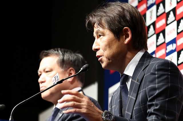 日本代表 青山敏弘が復帰のワケは サッカータイム 日本代表 青山敏弘が復帰のワケは サッカータイム