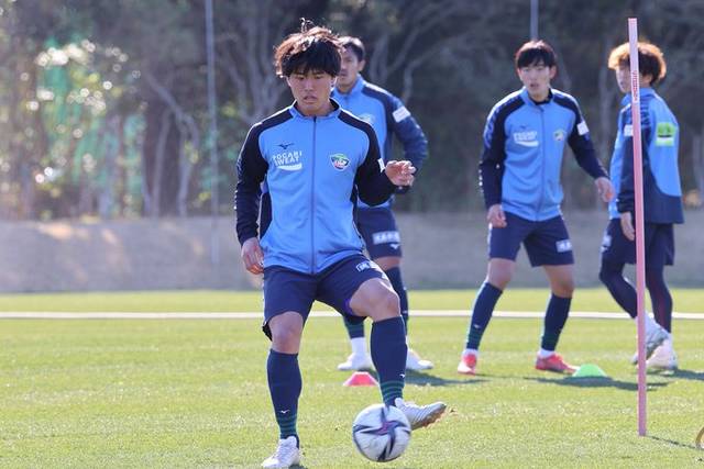 徳島ヴォルティスが京都サンガu 18fw勝島新之助の加入 スペイン2部ジローナへの期限付き移籍を発表 サッカータイム
