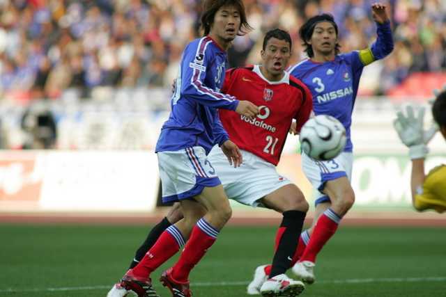 栗原勇蔵が選ぶjリーグ歴代最強チーム ワシントンは強烈 日本人では止められないと思った サッカータイム