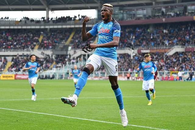 ナポリ、トリノに4発完勝で連勝!セリエA第27節