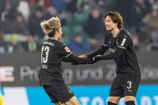 【サッカー】福田師王、ボルシアMGトップチーム初ゴール! チームは5発大敗も、最後に意地の一撃