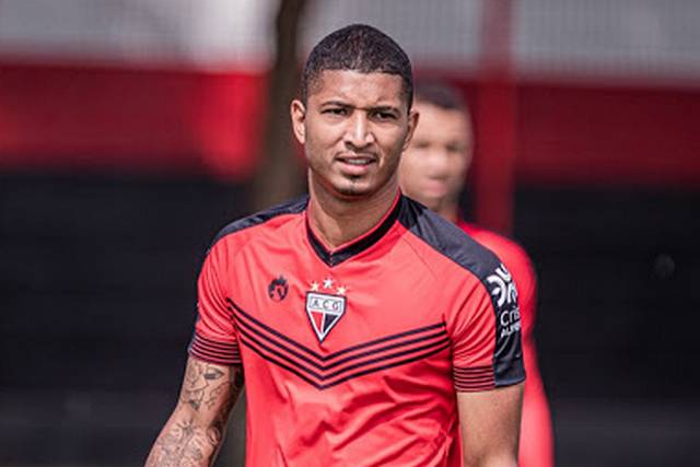 大分トリニータ ブラジル人mfマテウス ペレイラを期限付き移籍で獲得か ボランチを主戦場にcbでもプレー サッカータイム
