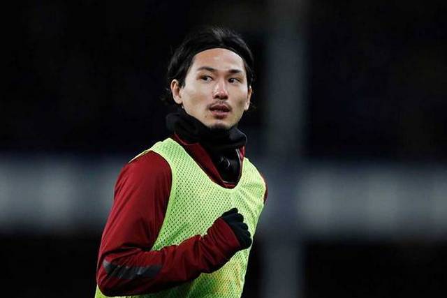 南野拓実チャンス到来!エースFWサラーに“交渉決裂”報道